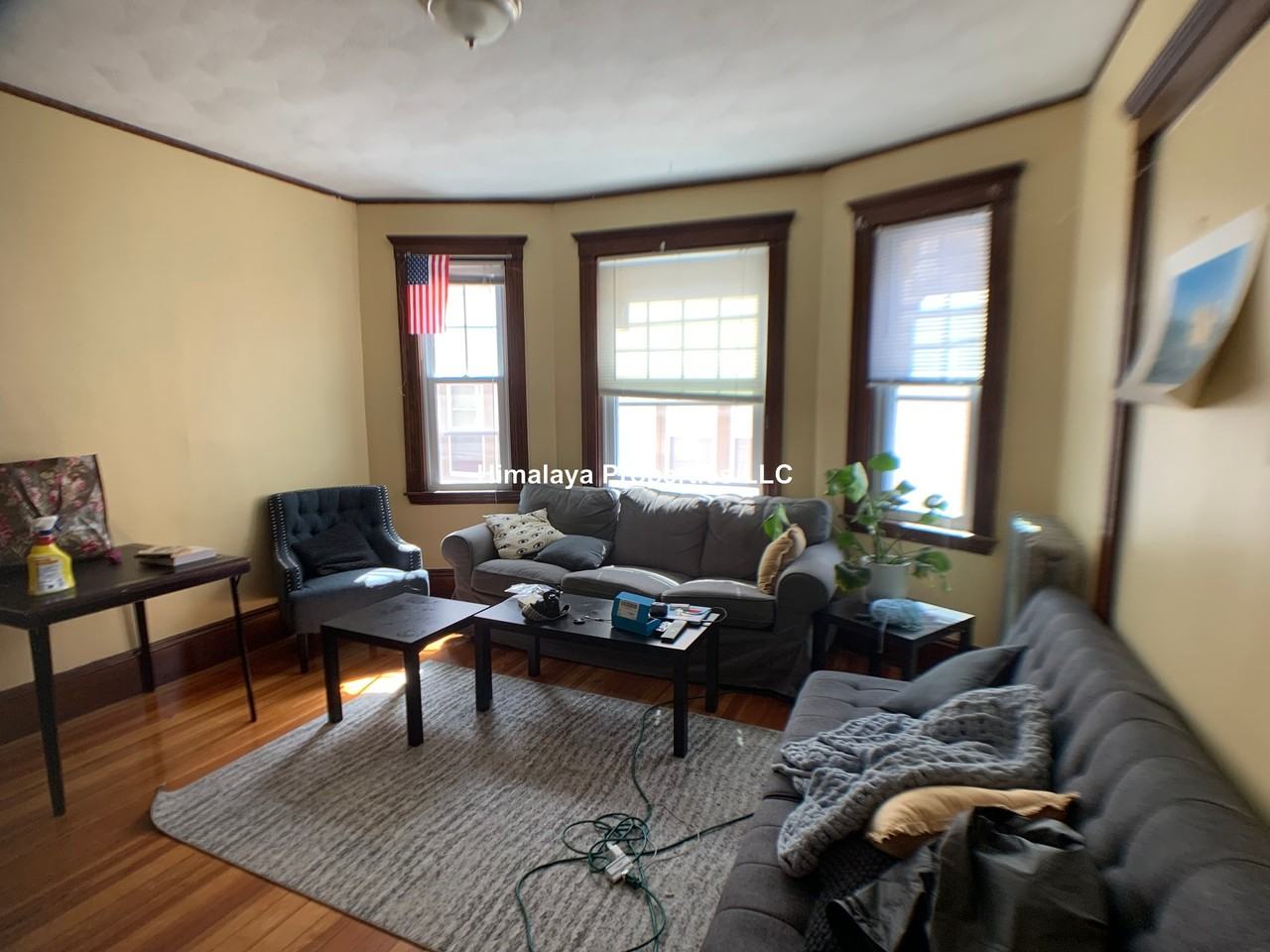 106 W Adams St #1 - Photo 3 of 8