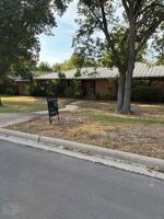 featured image of 1500 E 15th St