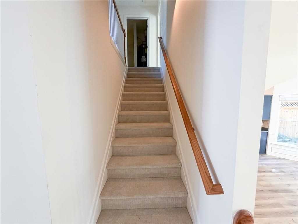 216 Parc View Ln - Photo 7 of 17