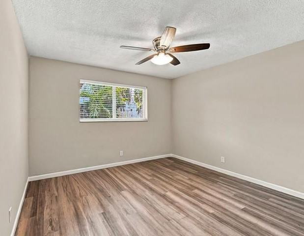 1720 Ne 8th Ave - Photo 7 of 8