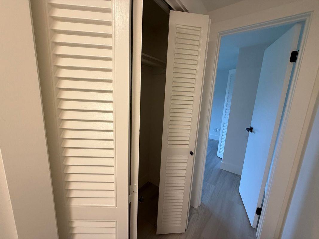 473 Maple St - Photo 6 of 14