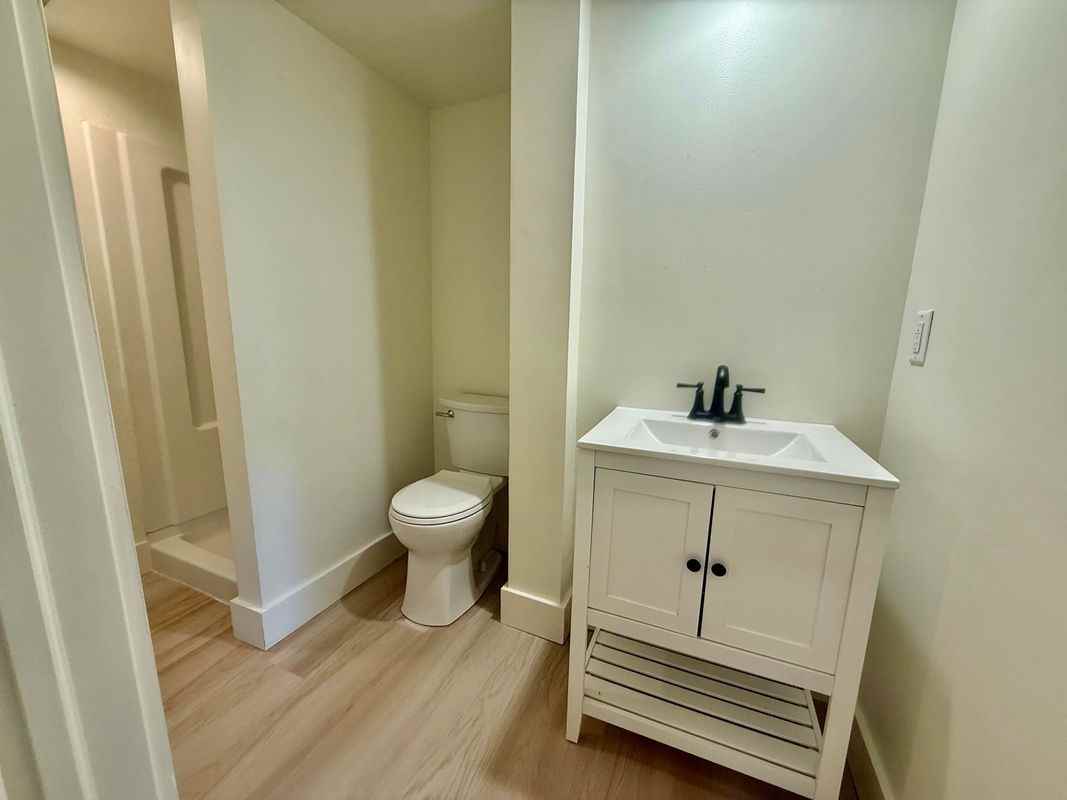 473 Maple St - Photo 6 of 9