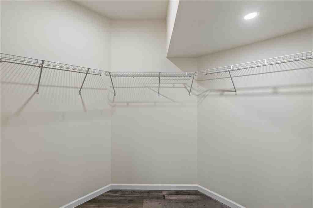 160 Janney Cir - Photo 7 of 32