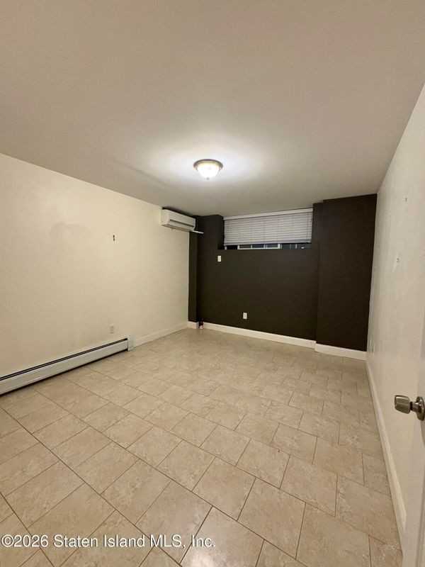 27 Malibu Ct - Photo 4 of 6