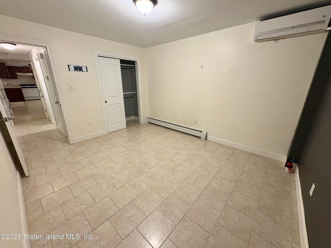 27 Malibu Ct - Photo 5 of 6