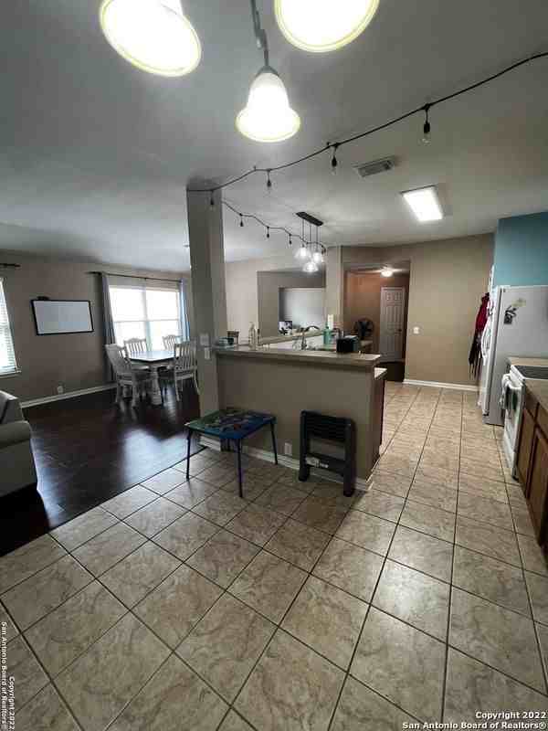 4010 Canyon Pkwy - Photo 7 of 20