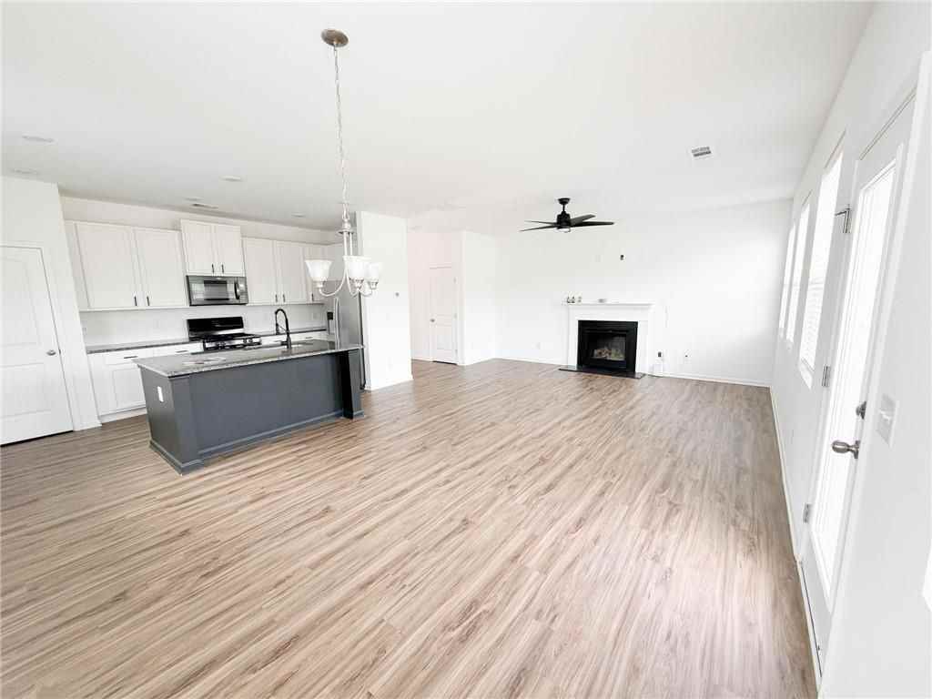 102 Pointe Pl - Photo 5 of 14
