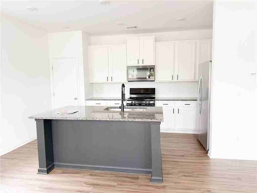 102 Pointe Pl - Photo 6 of 14
