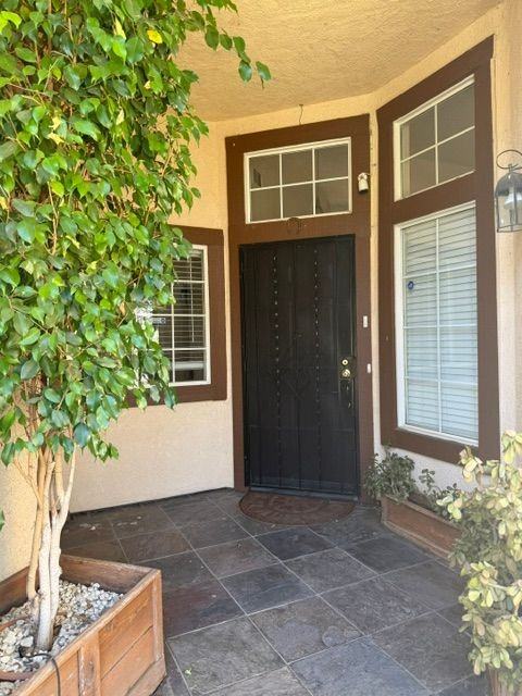 1491 Velasquez Ln - Photo 2 of 16