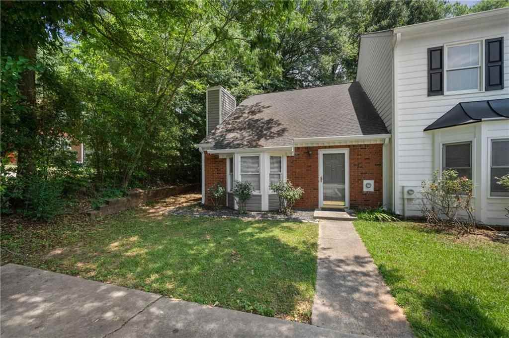 1393 Poplar Pointe Se