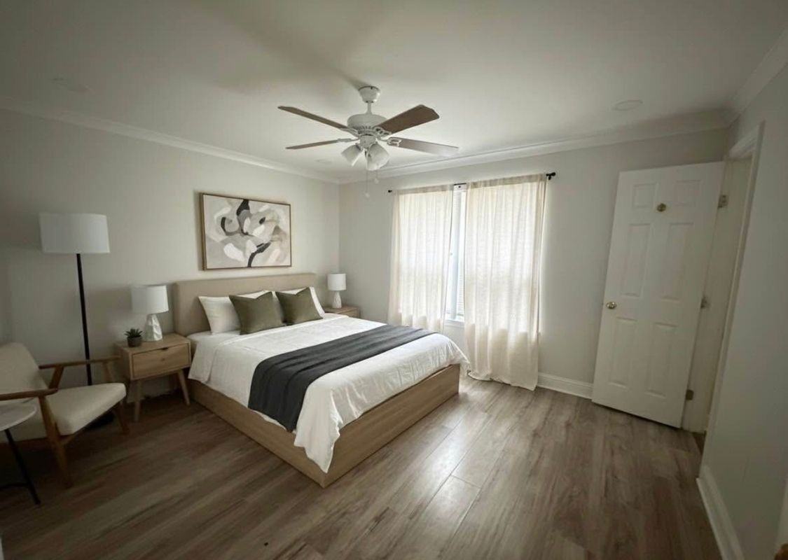 1209 E Polk St - Photo 4 of 6