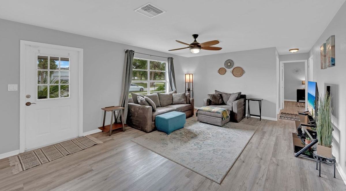 2506 Se 8th Ave - Photo 5 of 22