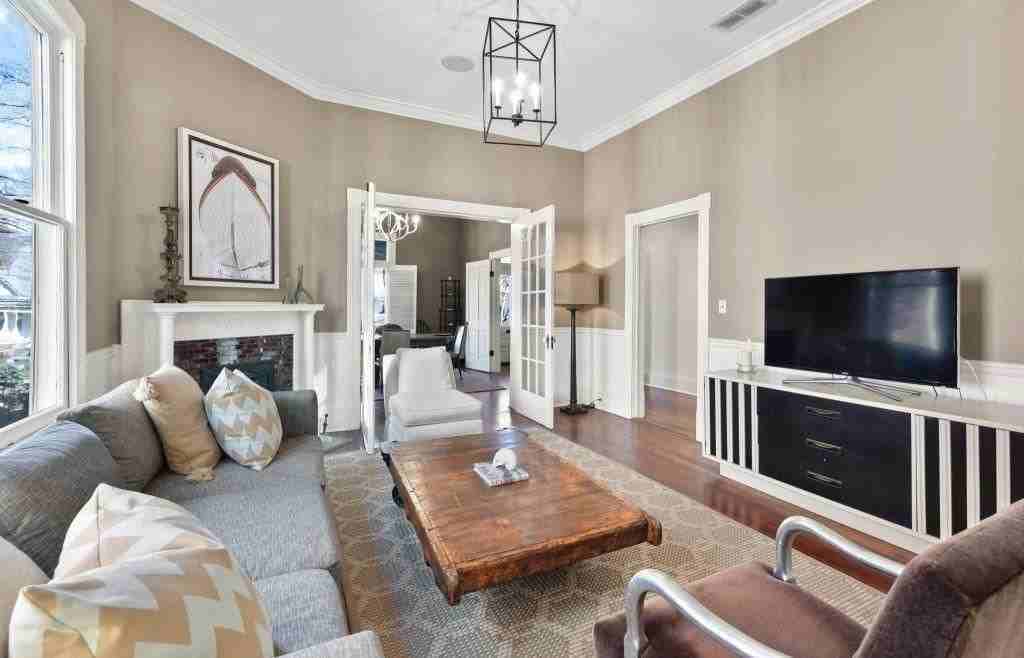 459 Park Ave Se - Photo 3 of 28