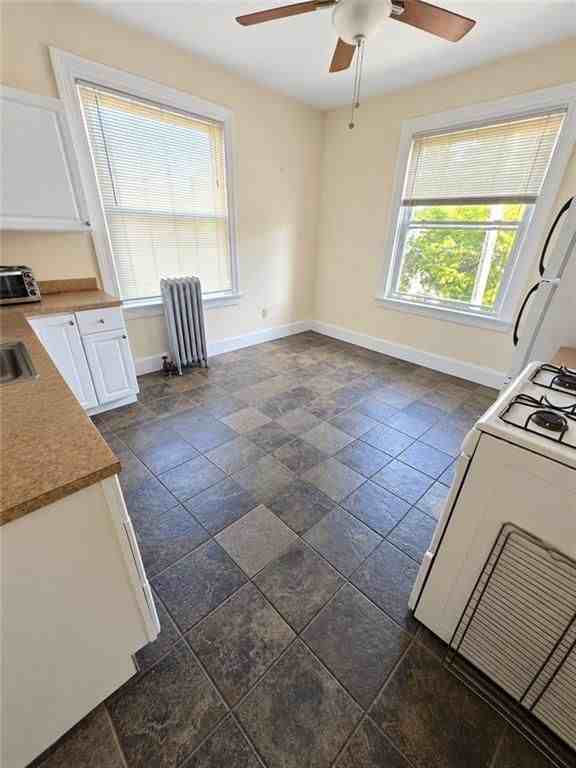 190 Verndale Ave ##2 - Photo 4 of 11