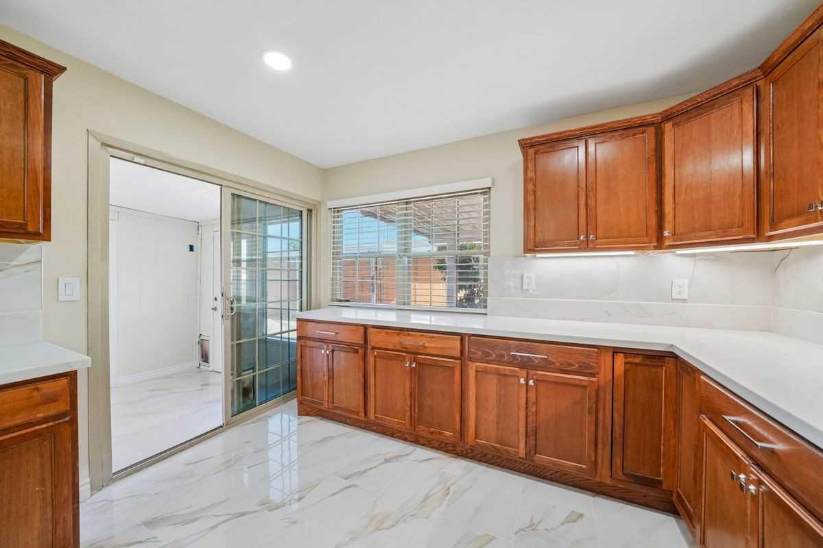 27200 La Prada Way - Photo 5 of 41
