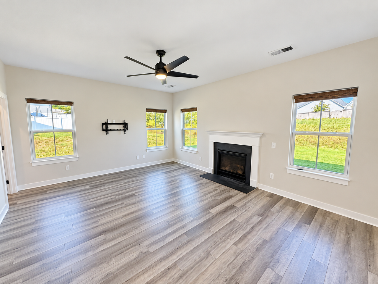 107 107 Tonkawa Way - Photo 4 of 19