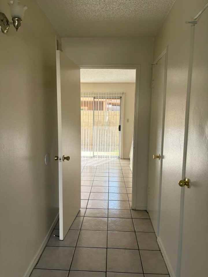 1811 Lacey St #18 - Photo 7 of 14