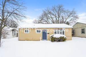 featured image of 6322 W Morgan Ave