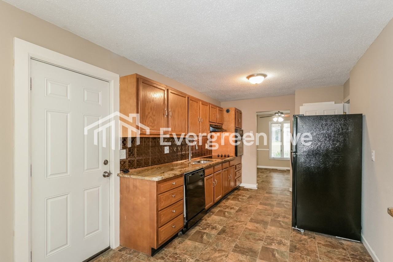 5256 Cheltenham Rd - Photo 6 of 15