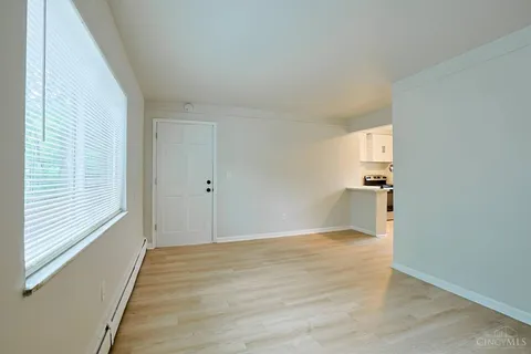 2940 Glenway Ave #3 - Photo 5 of 17