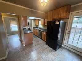 featured image of 721 N James St