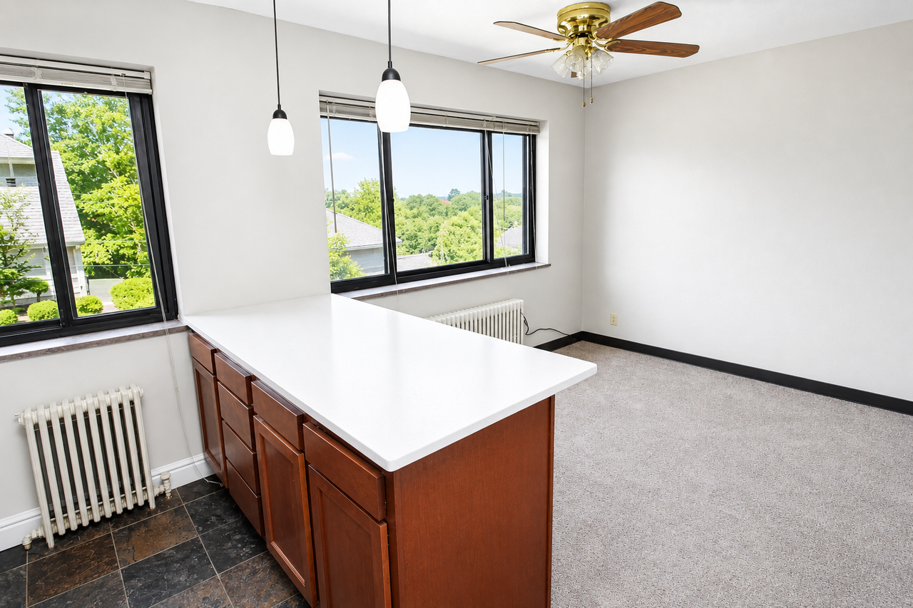 PURCHASE PLACE -- 193 - Photo 4 of 12