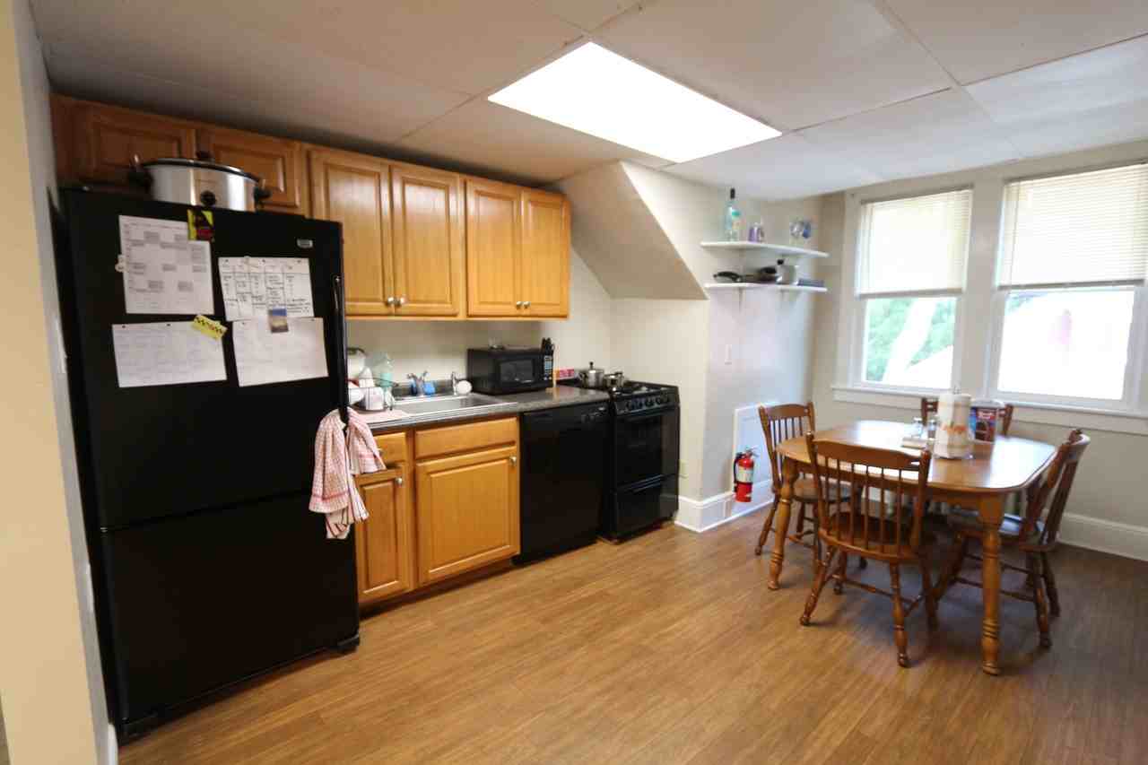 7 Weidman Pl - Photo 2 of 7