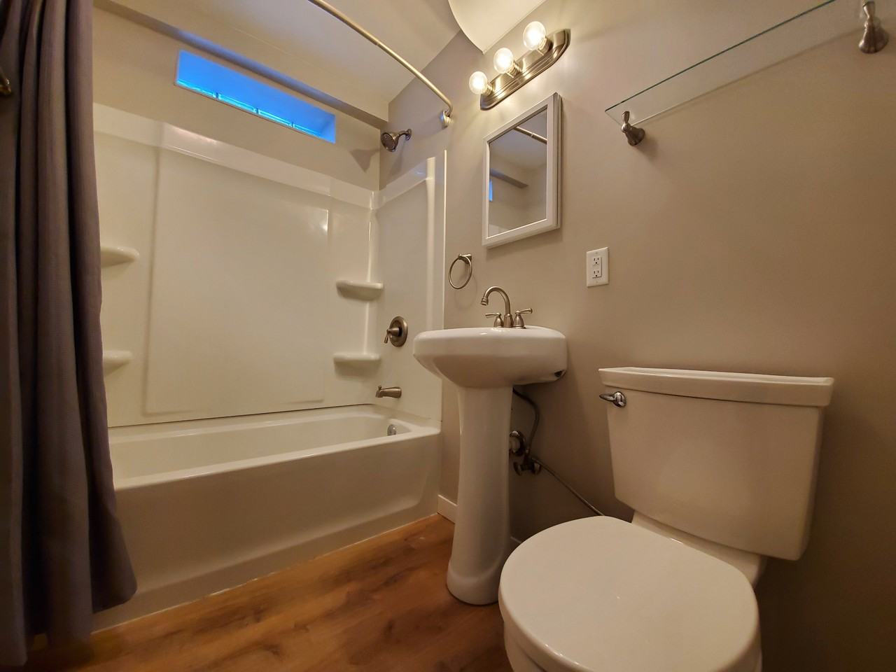 214 16th Avenue Southwest - Photo 5 of 50