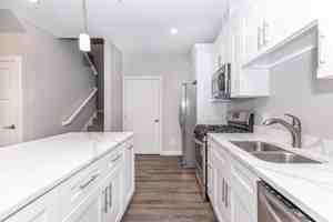 featured image of 628 Stone Haven Dr Ne