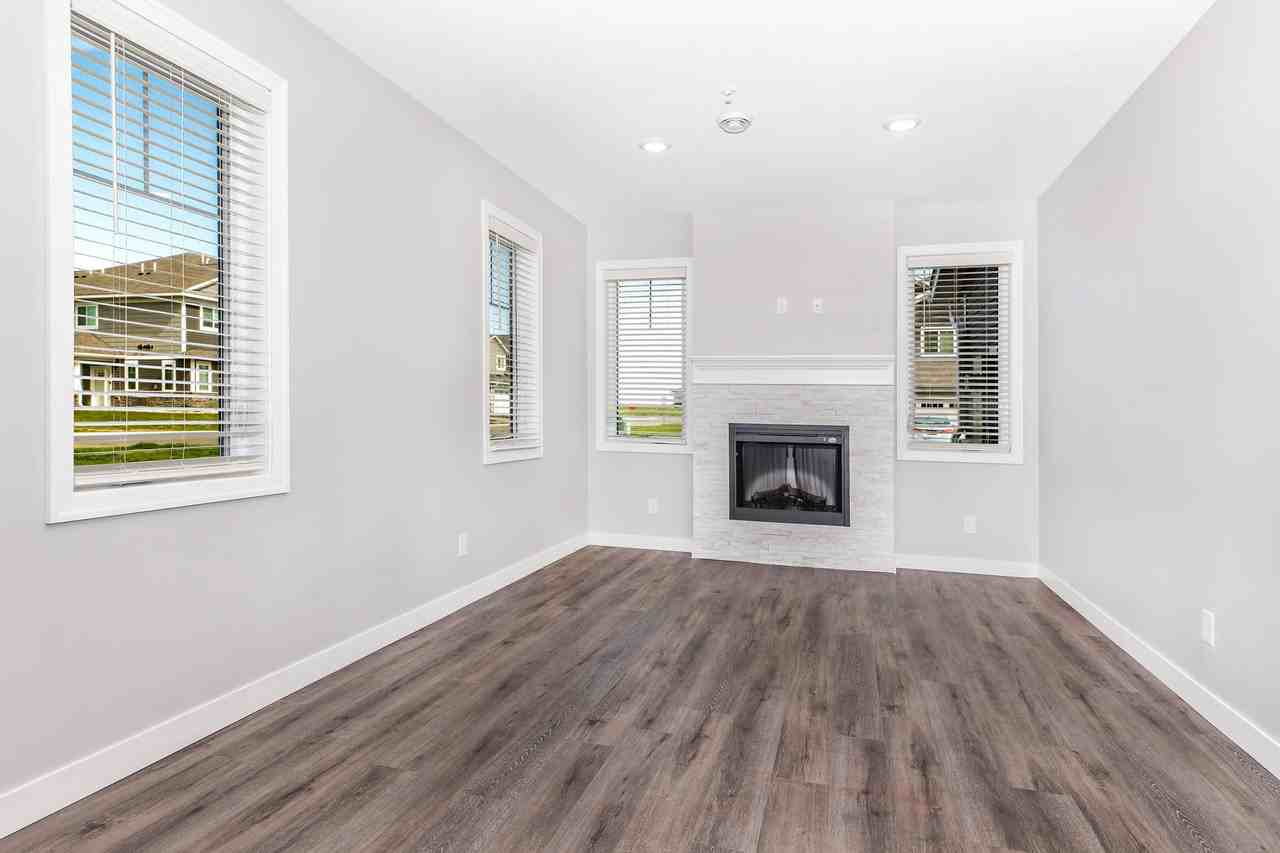 Stone Haven Townhomes - Photo 2 of 22