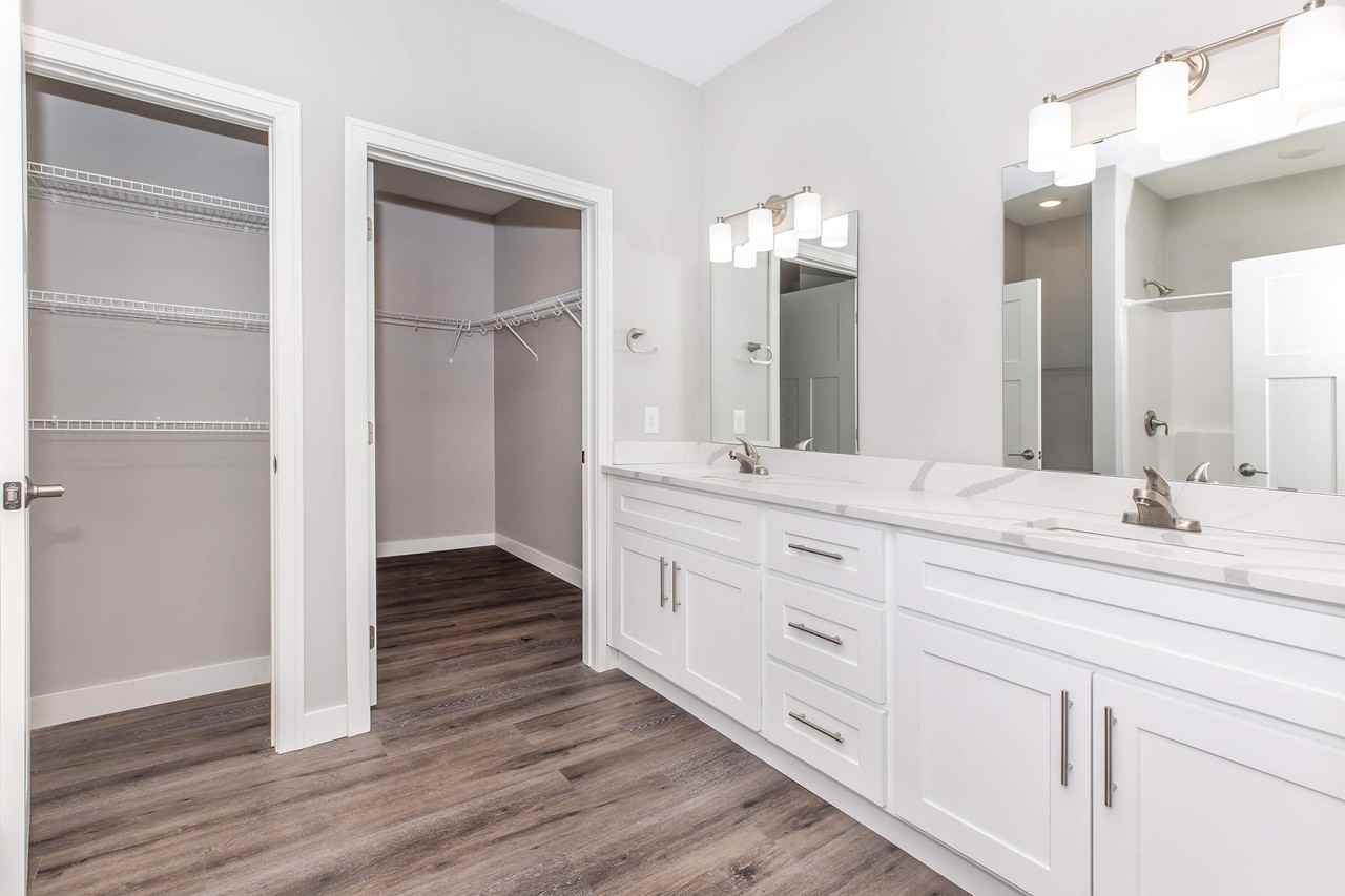 Stone Haven Townhomes - Photo 6 of 22