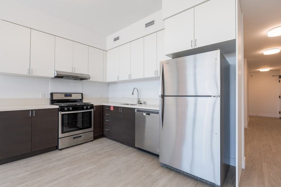 4435 Piedmont Avenue - Photo 5 of 17