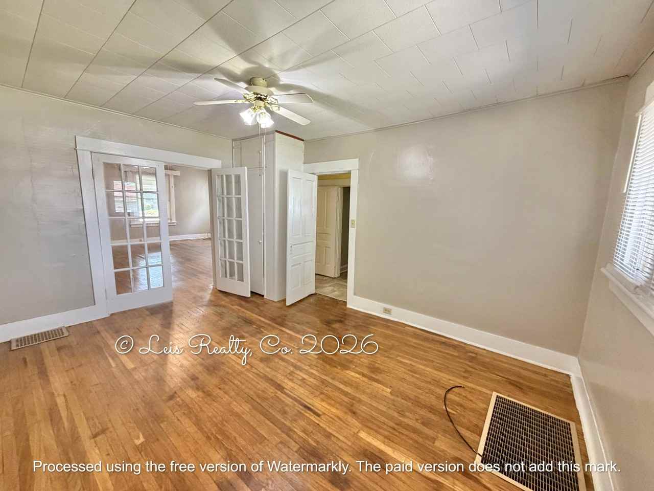 328 East Main Street - Photo 3 of 20