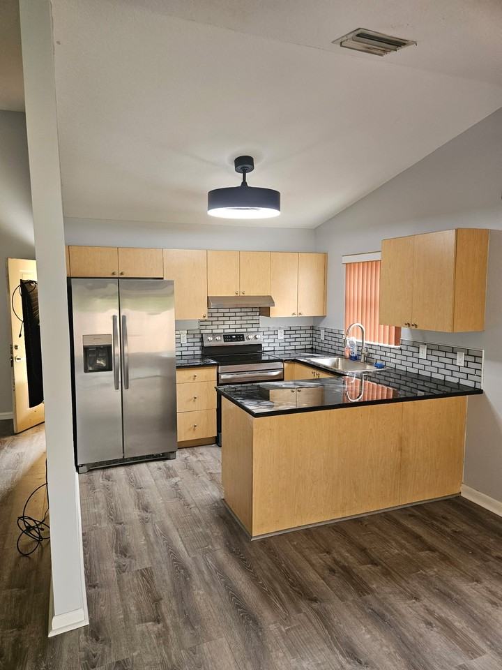 4605 SE Geneva-Paul - Photo 4 of 18