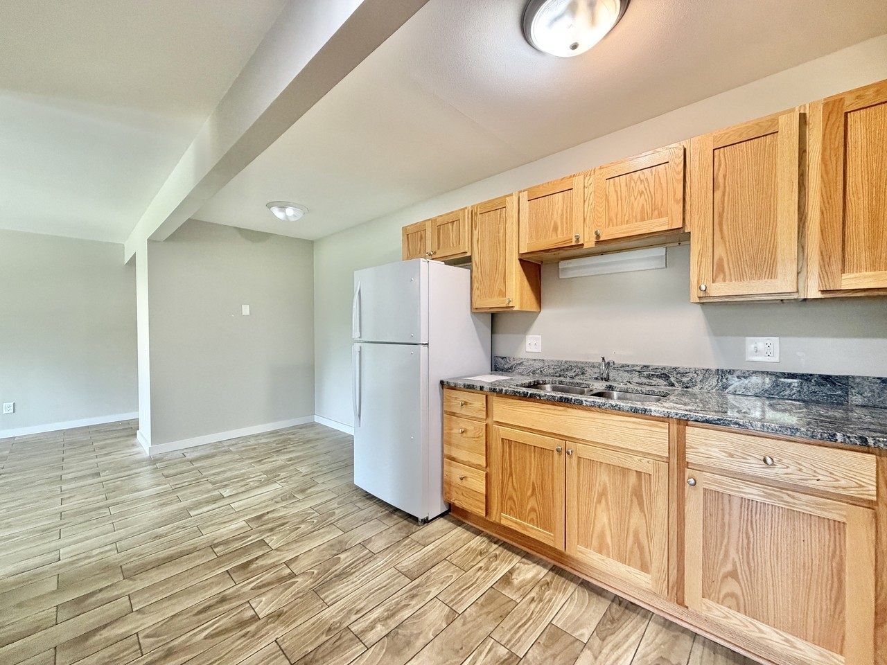 821 George Avenue - Photo 2 of 32