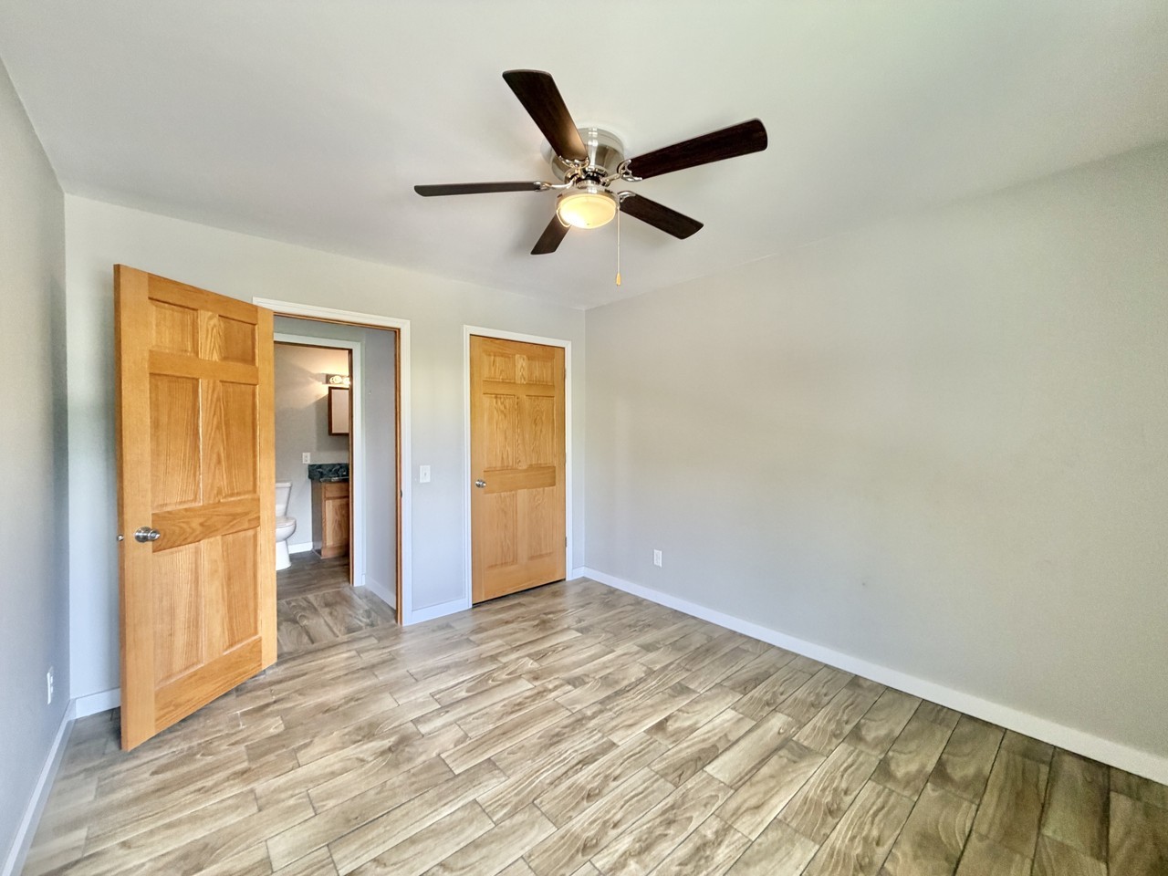 821 George Avenue - Photo 4 of 32