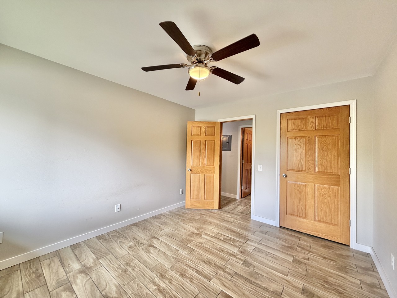 821 George Avenue - Photo 5 of 32