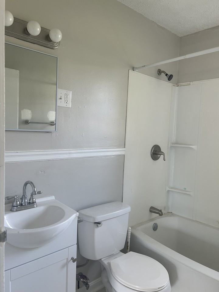 129 Holliday Drive - Photo 6 of 6