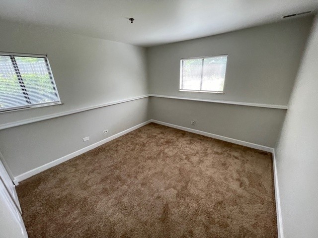 Lynwood Apartments - Photo 5 of 7