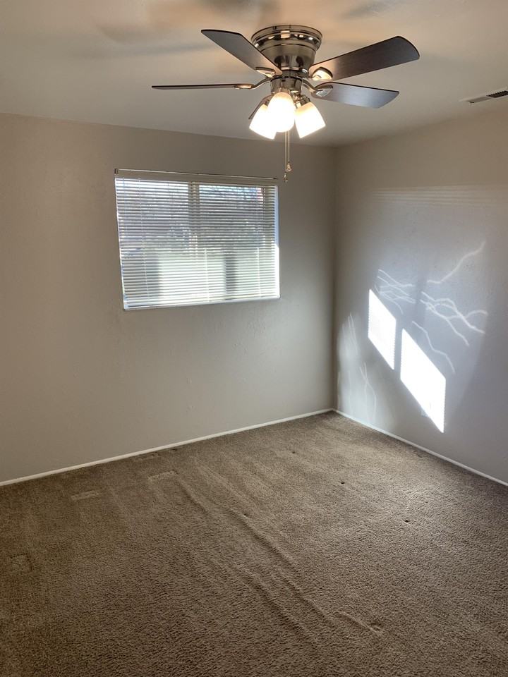 Cedar Square - Photo 5 of 12