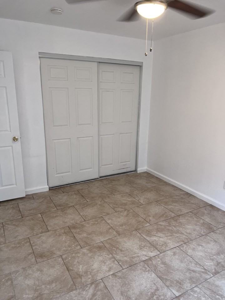 12382-12390 Lakeshore Dr. - Photo 6 of 28