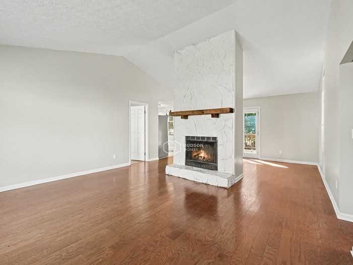18 Hartley Woods Dr Ne - Photo 5 of 29