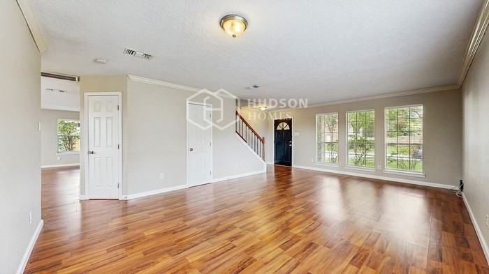 1334 Deer Ridge Dr - Photo 6 of 39