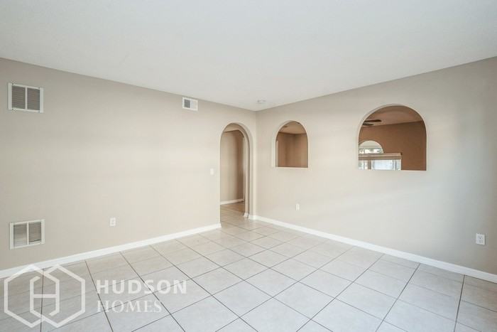 1628 Westminster Trl - Photo 7 of 20