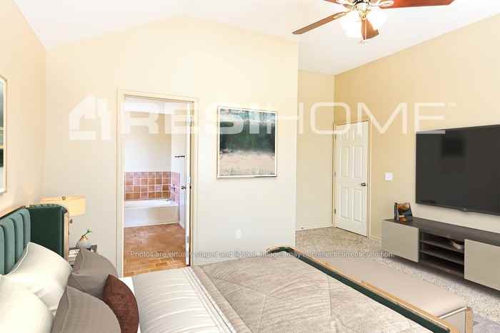 1132 Sparrow Hawk Dr - Photo 4 of 16
