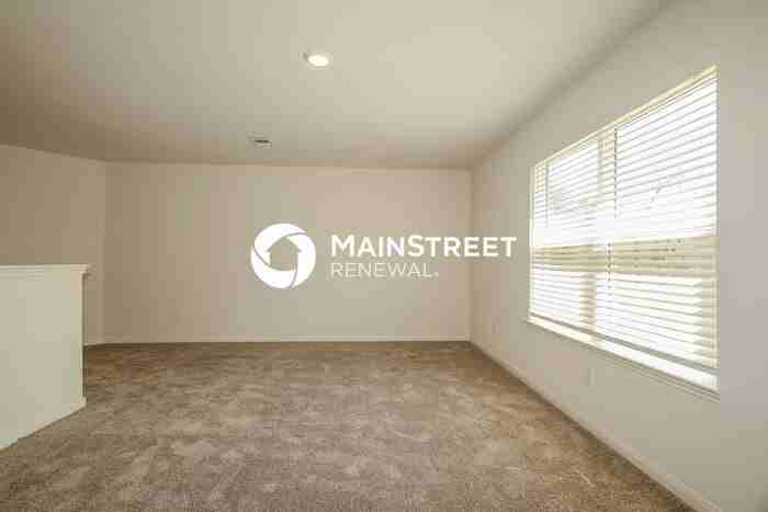 26805 Steinbeck Dr - Photo 7 of 18