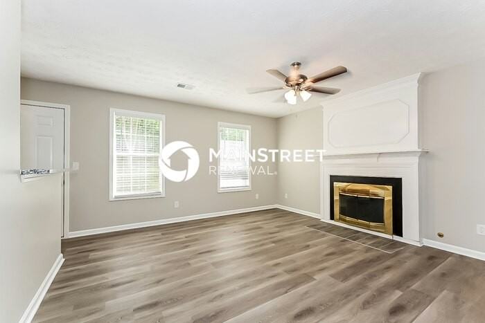 47 Southern Golf Ct - Photo 4 of 17