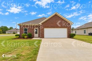 featured image of 180 White Oak Cir
