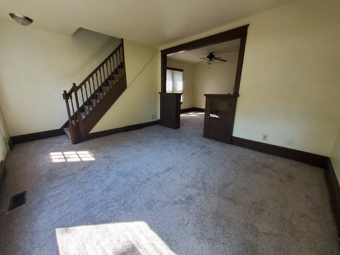 1722 University Ave - Photo 3 of 17