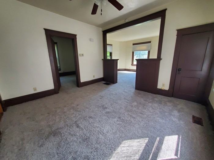 1722 University Ave - Photo 5 of 17